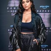 Lilly Singh голая #0113