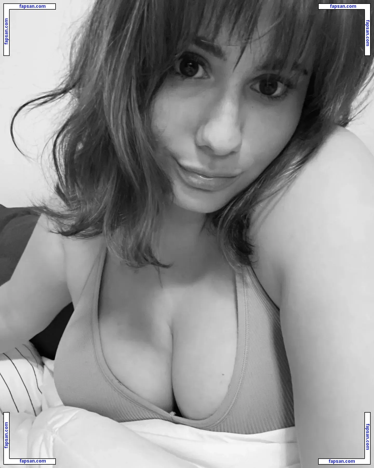 LillyBehave nude photo #0029 from OnlyFans