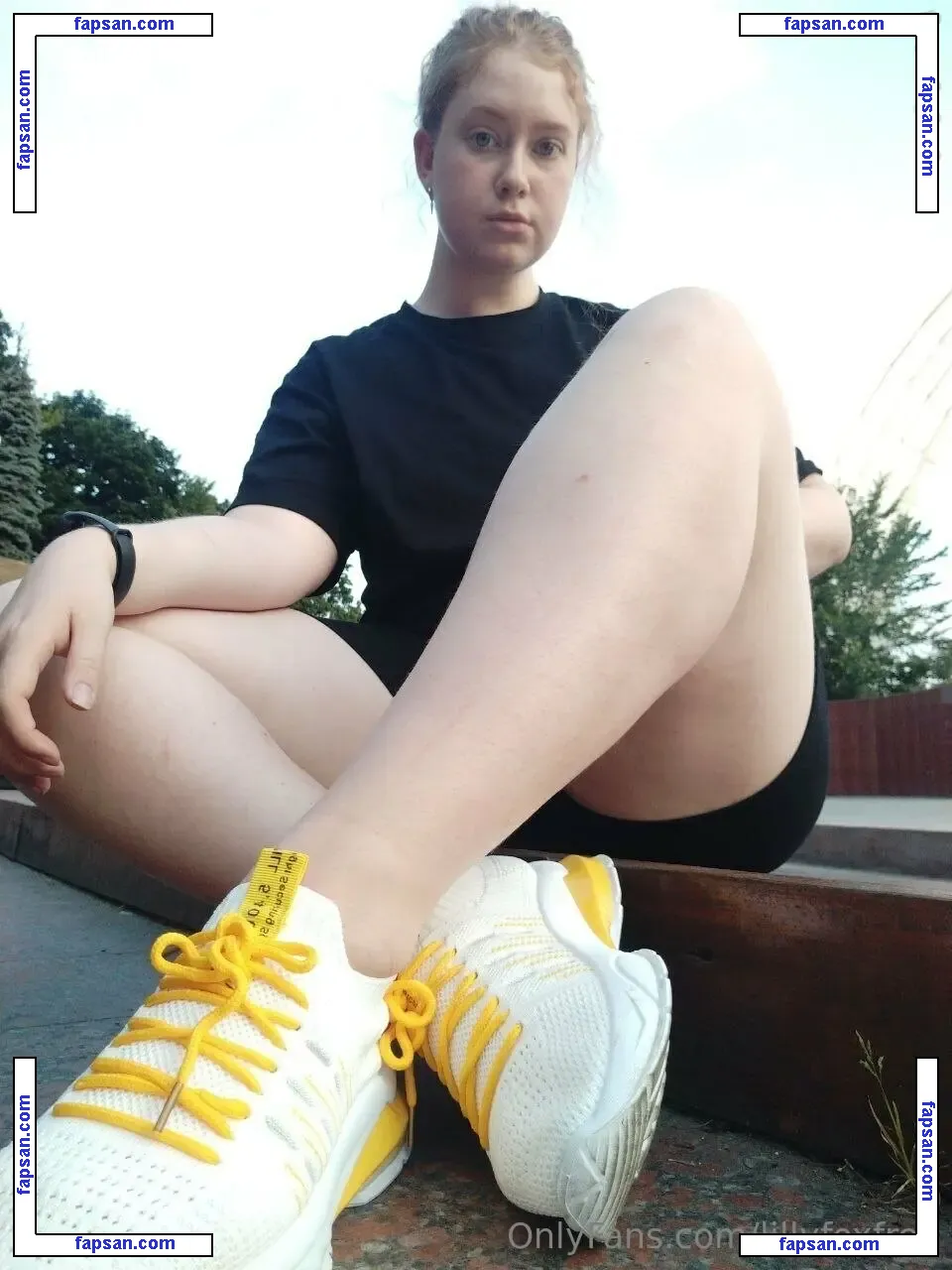 lillyfoxfree nude photo #0019 from OnlyFans