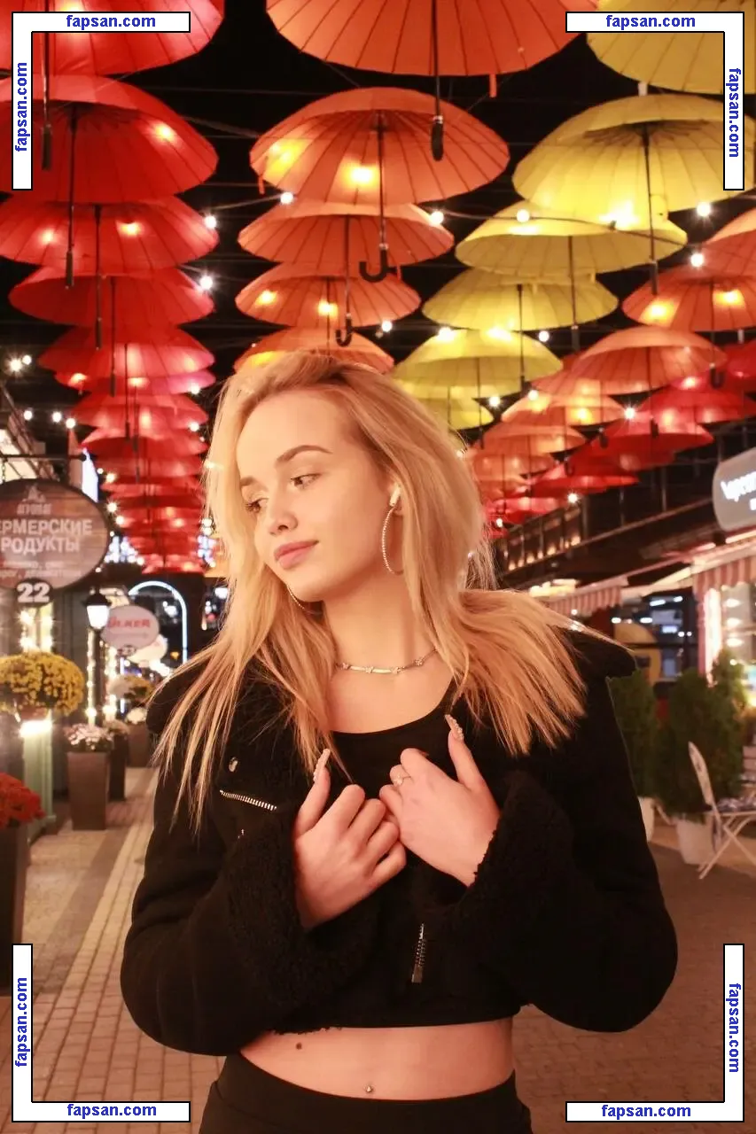 lilolendis nude photo #0006 from OnlyFans