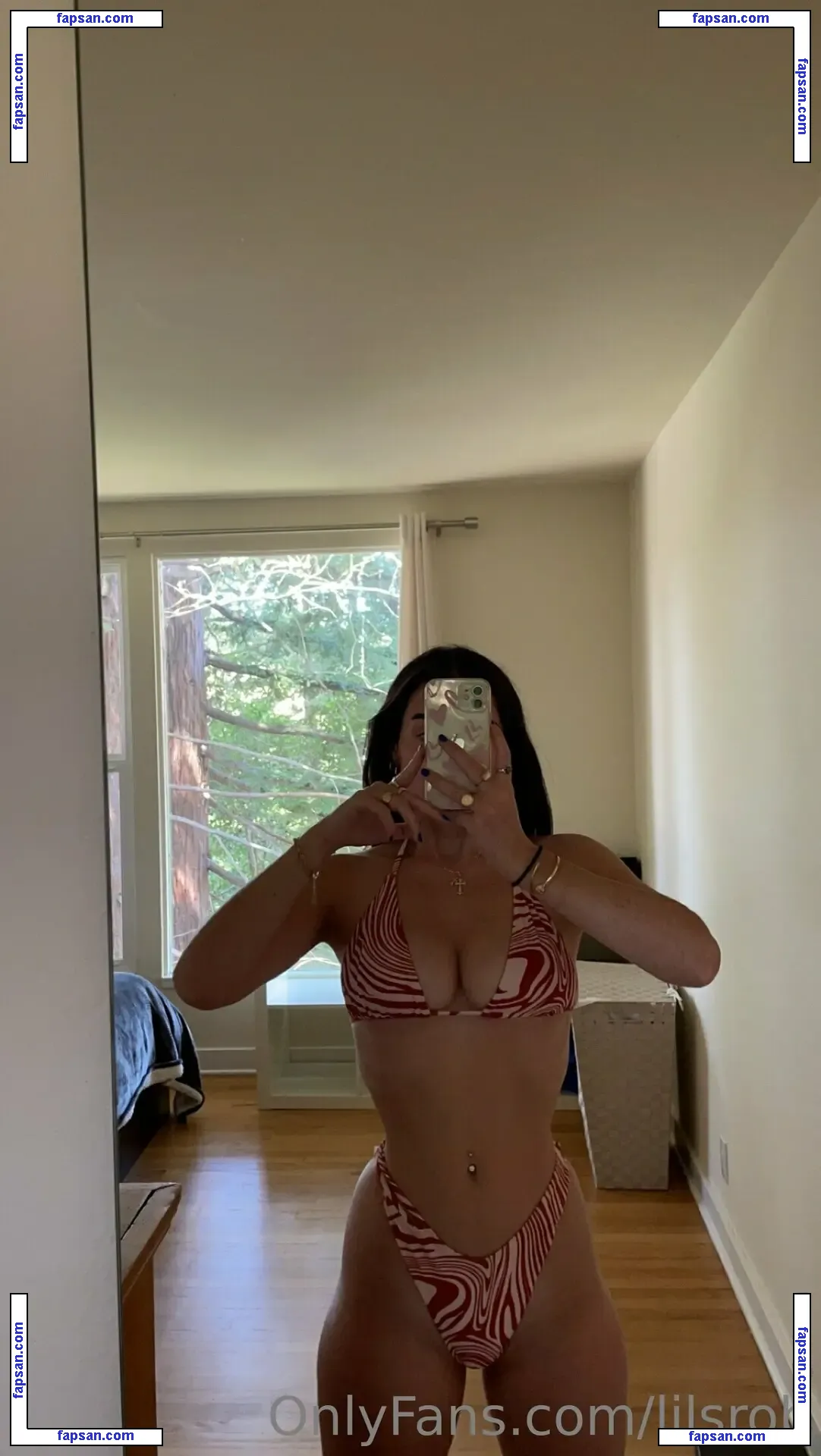 Lilqrober Lilsrob nude photo #0005 from OnlyFans