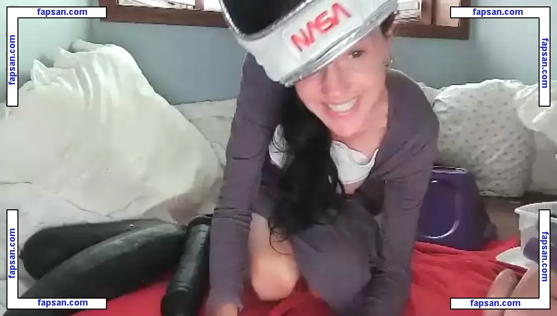 lilrosiedoll nude photo #0239 from OnlyFans