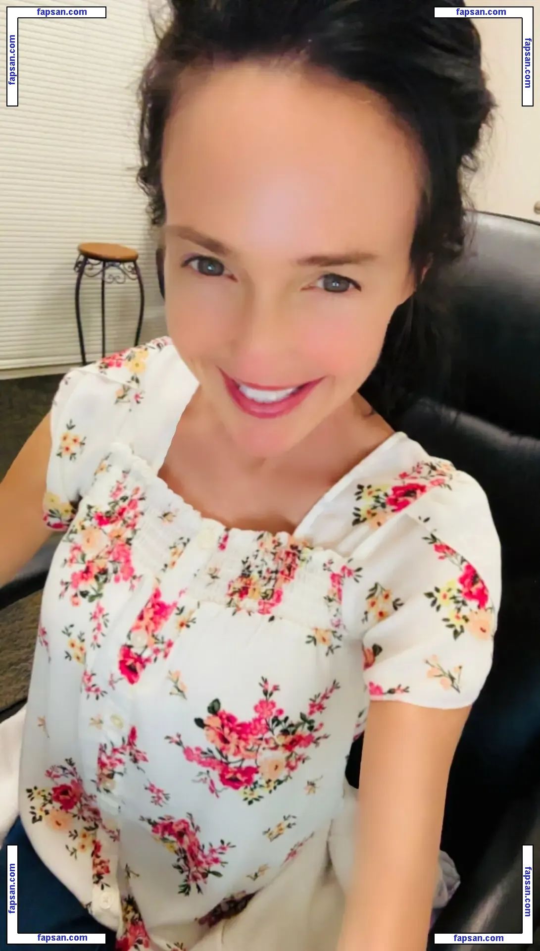 lilrosiedoll nude photo #0245 from OnlyFans