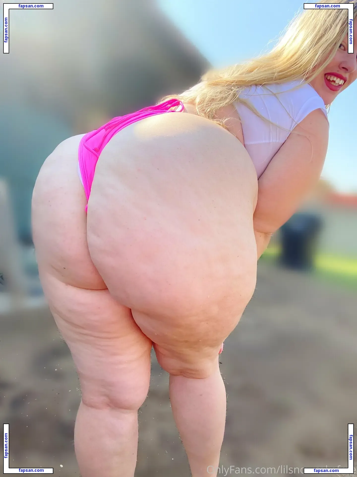 lilsnowcakefree nude photo #0001 from OnlyFans