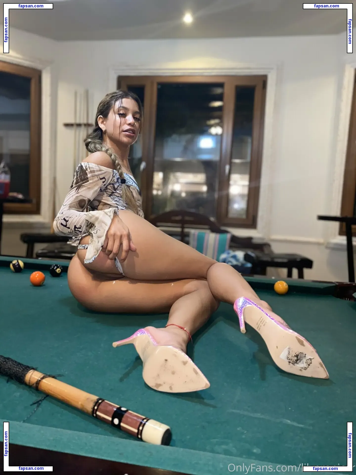 Lilveronicar nude photo #0197 from OnlyFans