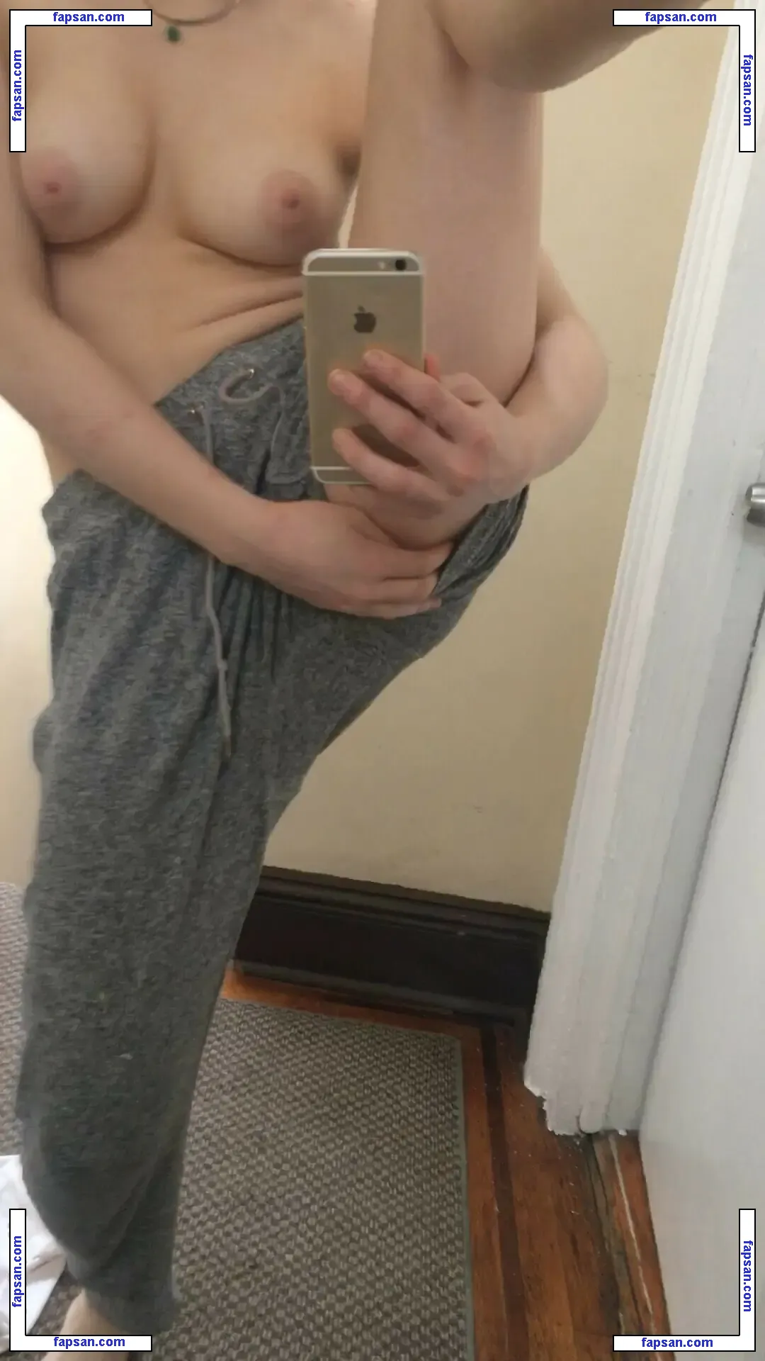 Lily Mo Sheen nude photo #0013 from OnlyFans