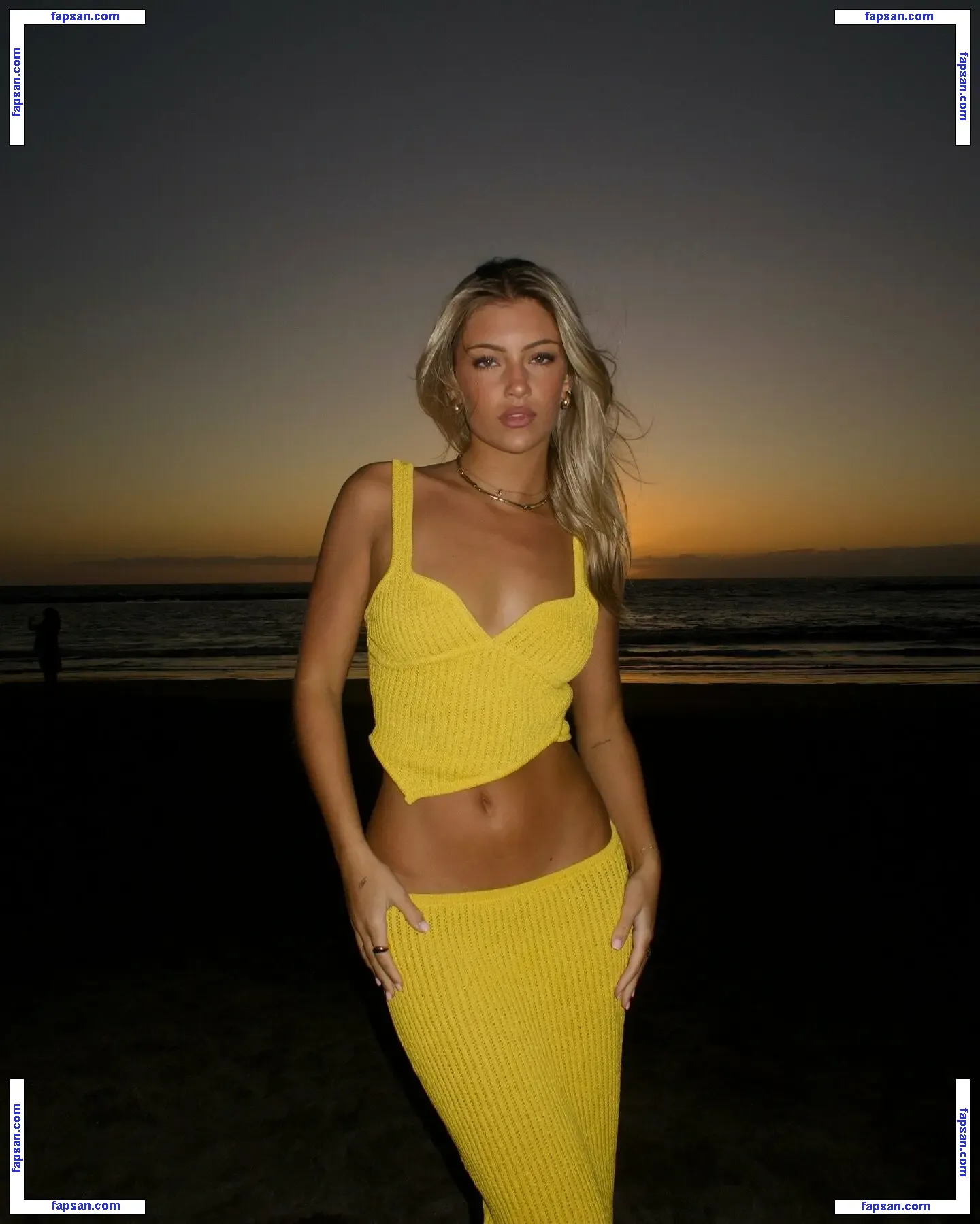 Lily Rowland nude photo #0038 from OnlyFans