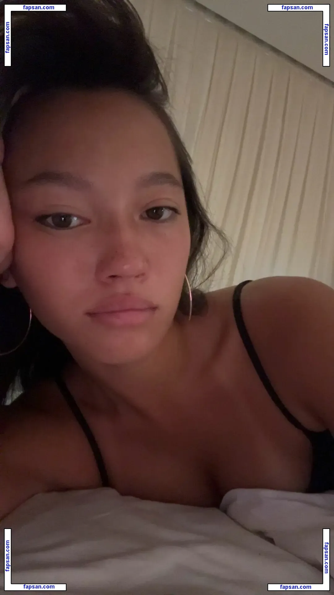 Lilychee nude photo #0733 from OnlyFans