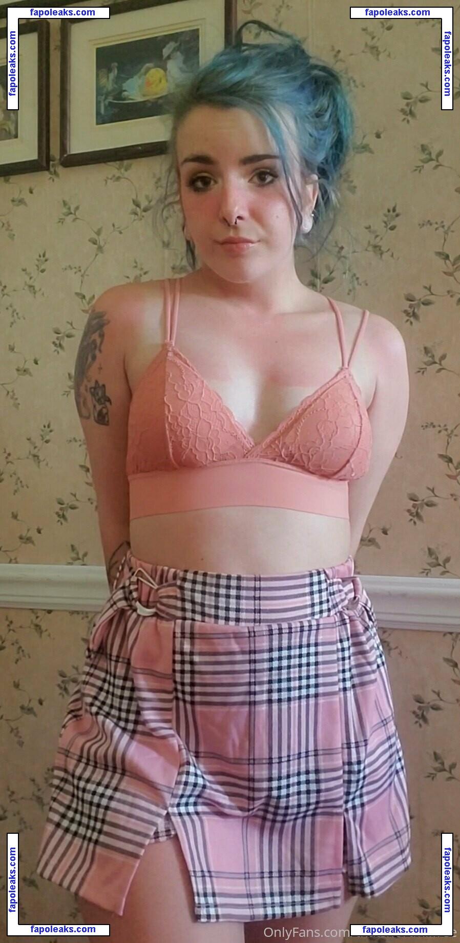 lilydarkofree / _saydereree nude photo #0015 from OnlyFans