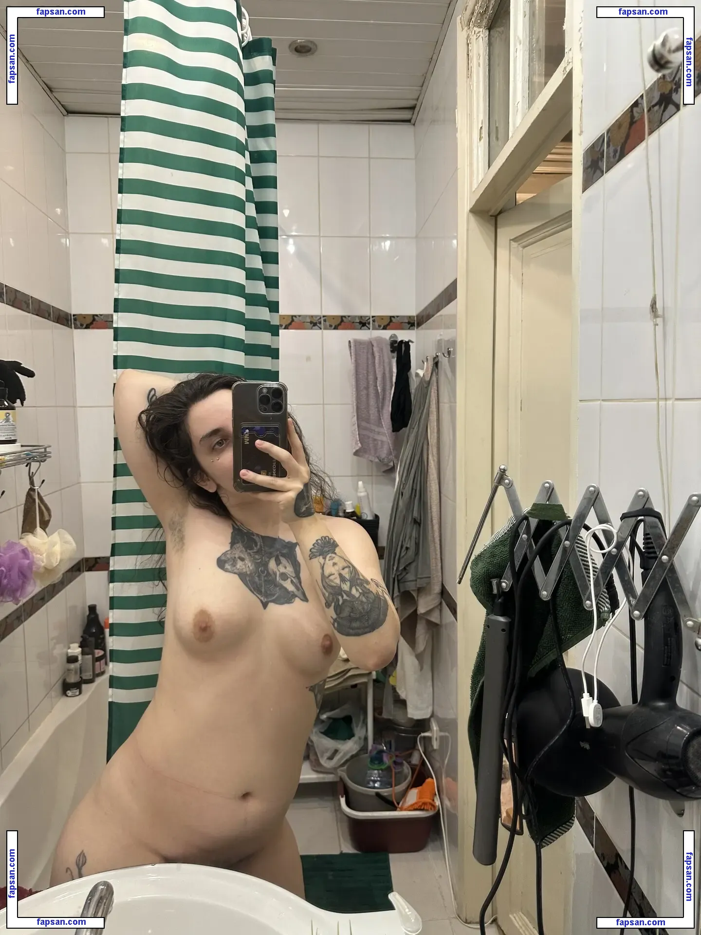 lilydavay nude photo #0005 from OnlyFans