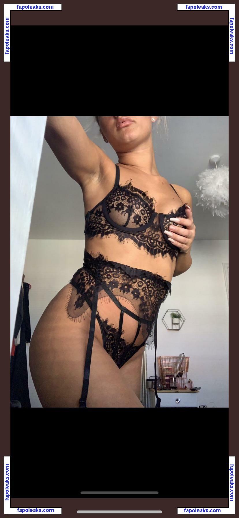 Lilyfootx / __lilyfoot__ nude photo #0005 from OnlyFans