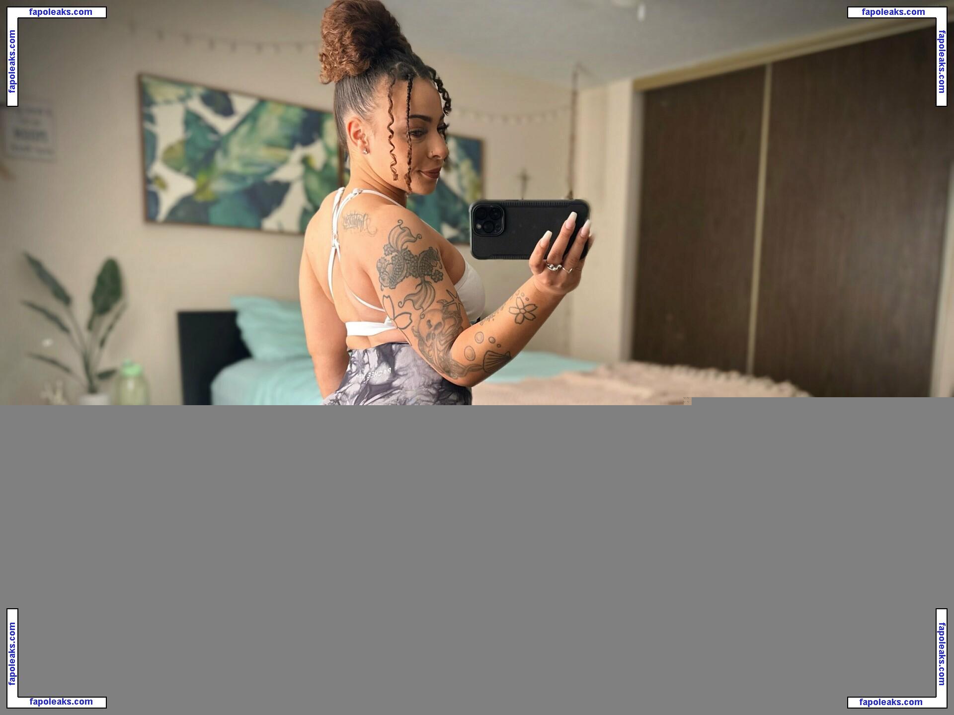 lilylightskin nude photo #0022 from OnlyFans