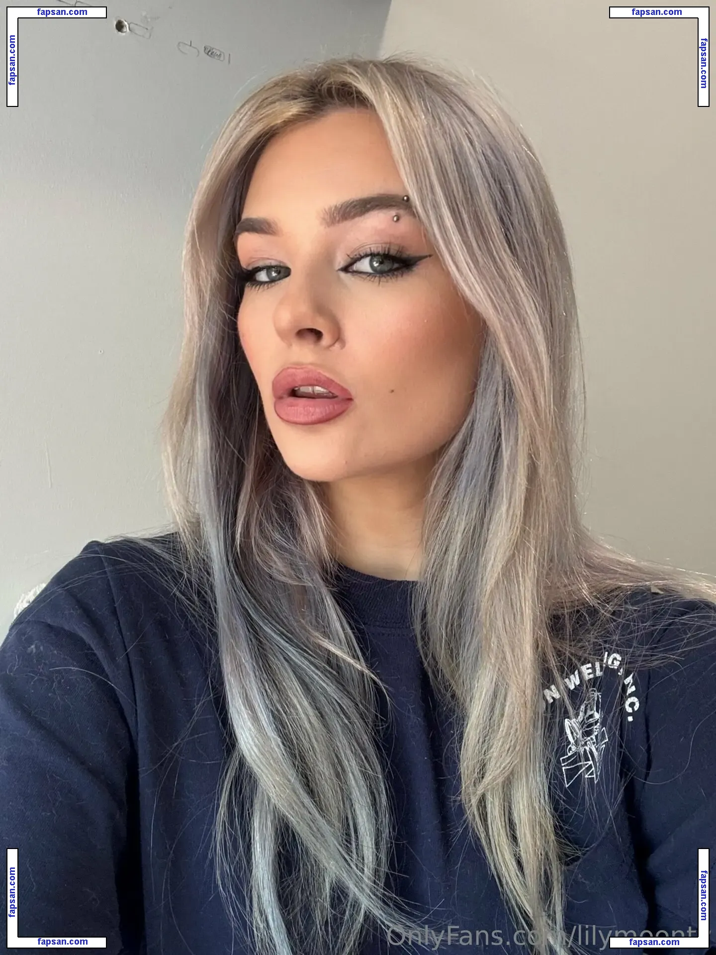 lilymoontv nude photo #0011 from OnlyFans
