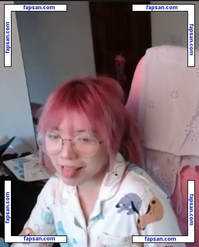 LilyPichu голая фото #0652 с Онлифанс