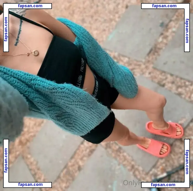 LilyVIP nude photo #0013 from OnlyFans