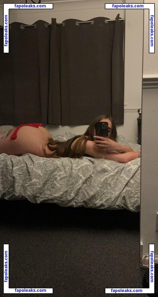 Lilywatson25 nude photo #0003 from OnlyFans