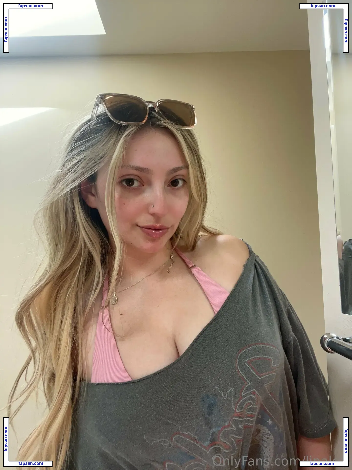 Lina Lexi голая фото #0005 с Онлифанс