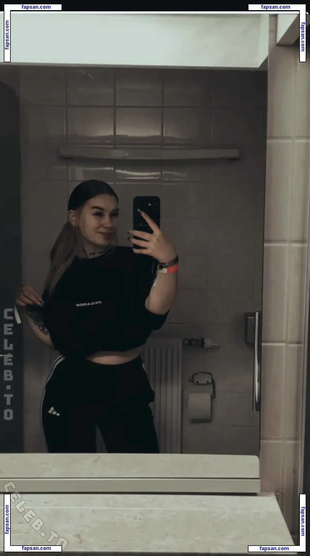 _linaa.wars_ nude photo #0008 from OnlyFans