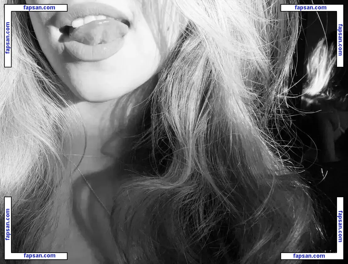 linabliss nude photo #0004 from OnlyFans