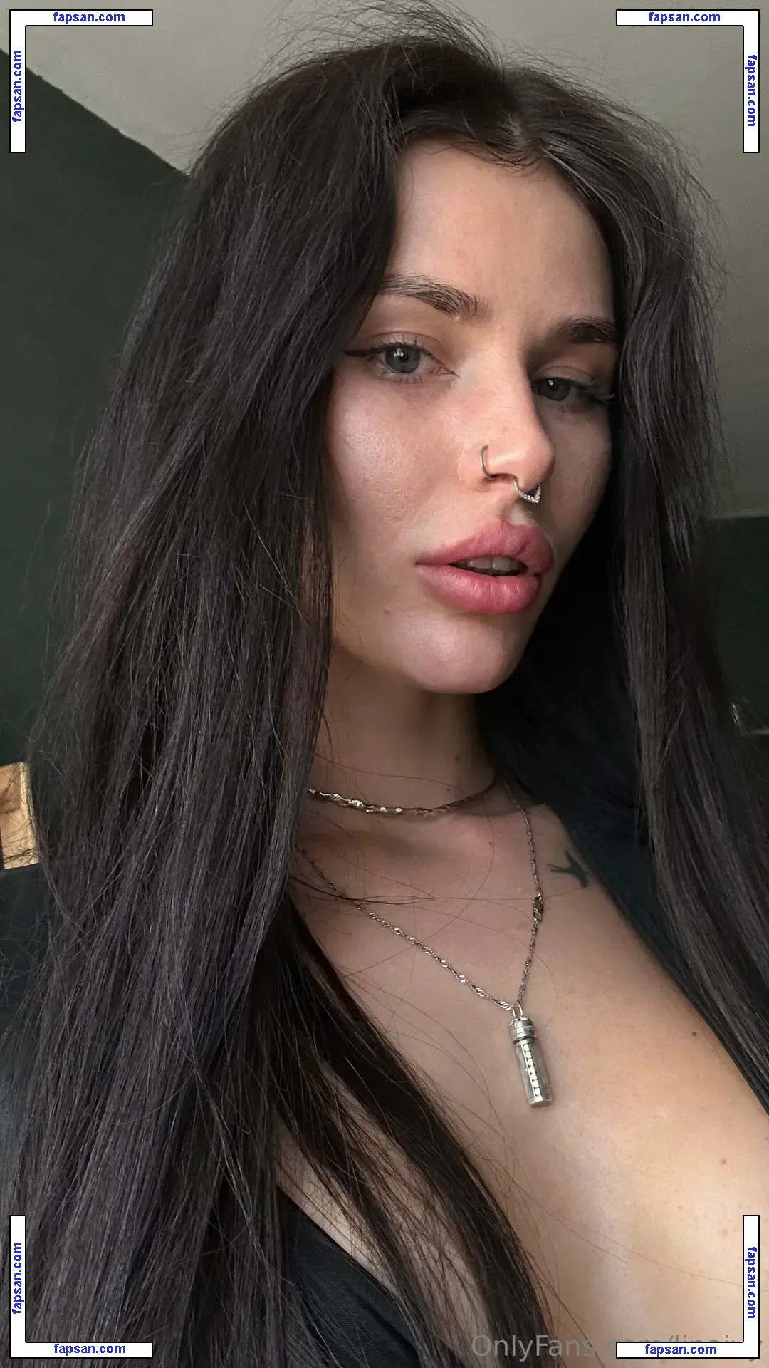 LinaIvy nude photo #0038 from OnlyFans
