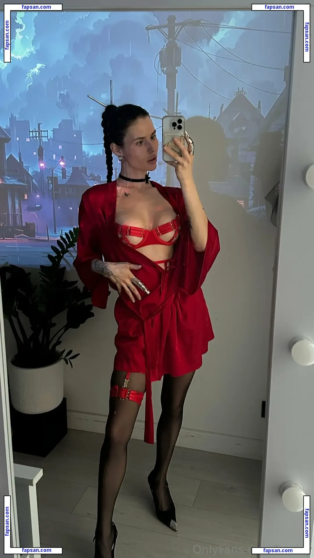 LinaIvy nude photo #0043 from OnlyFans