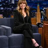 Linda Cardellini nude #0123