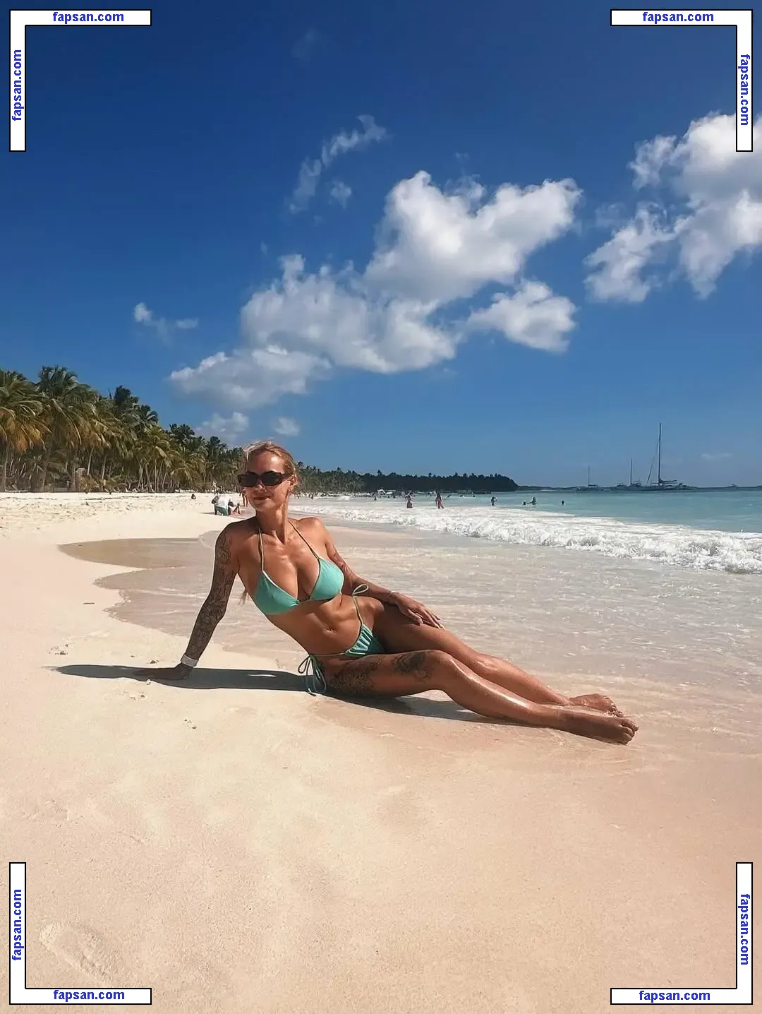 Linda Fioretti nude photo #0024 from OnlyFans