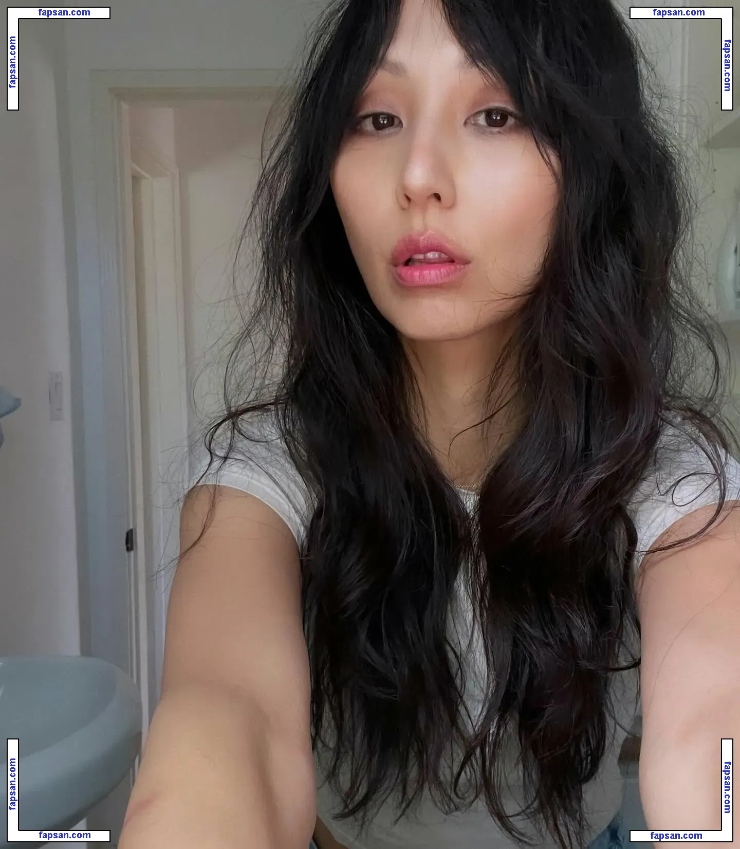 Linda Park nude photo #0031 from OnlyFans