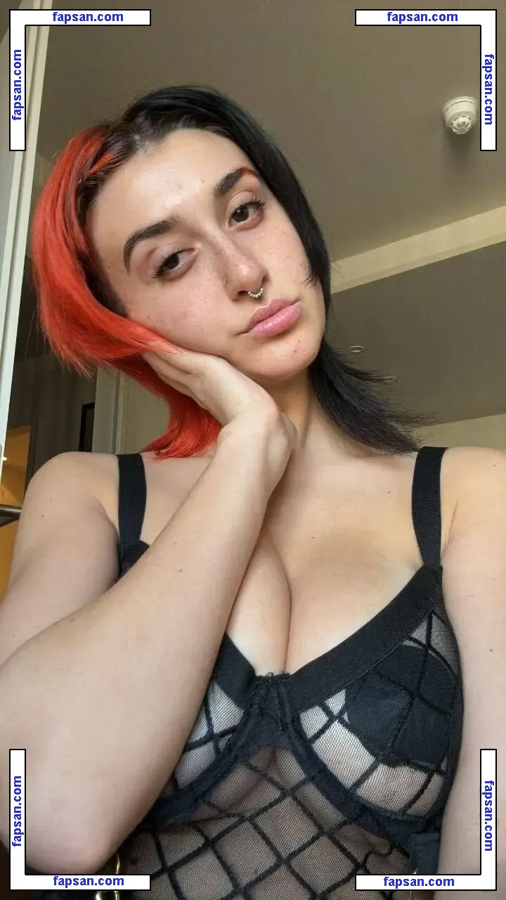 Linda Stabilini голая фото #0006 с Онлифанс