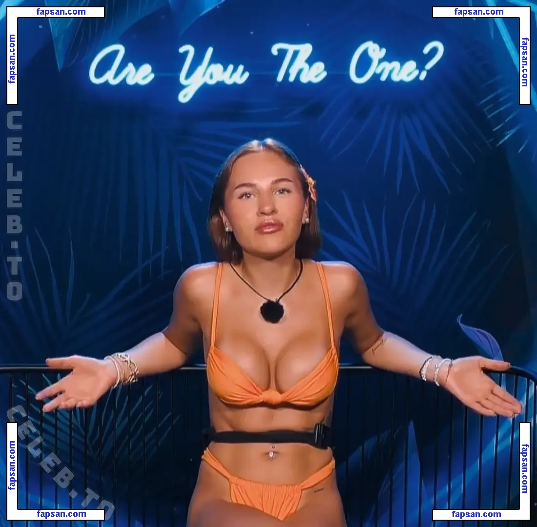 Lindajan_ nude photo #0022 from OnlyFans