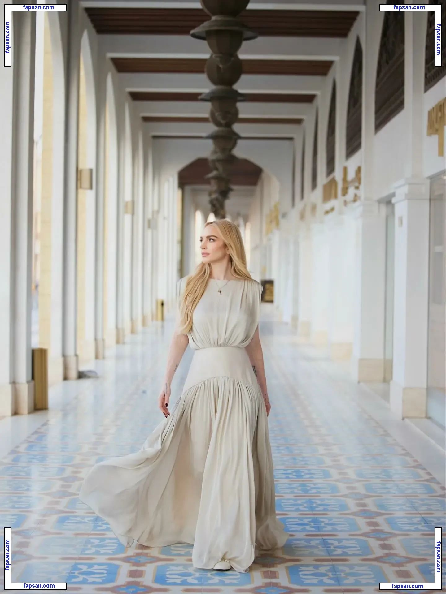 Lindsay Lohan nude photo #2952 from OnlyFans