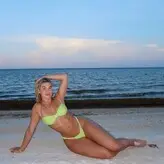 Lindsey Gordon голая #0007