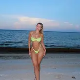 Lindsey Gordon голая #0011