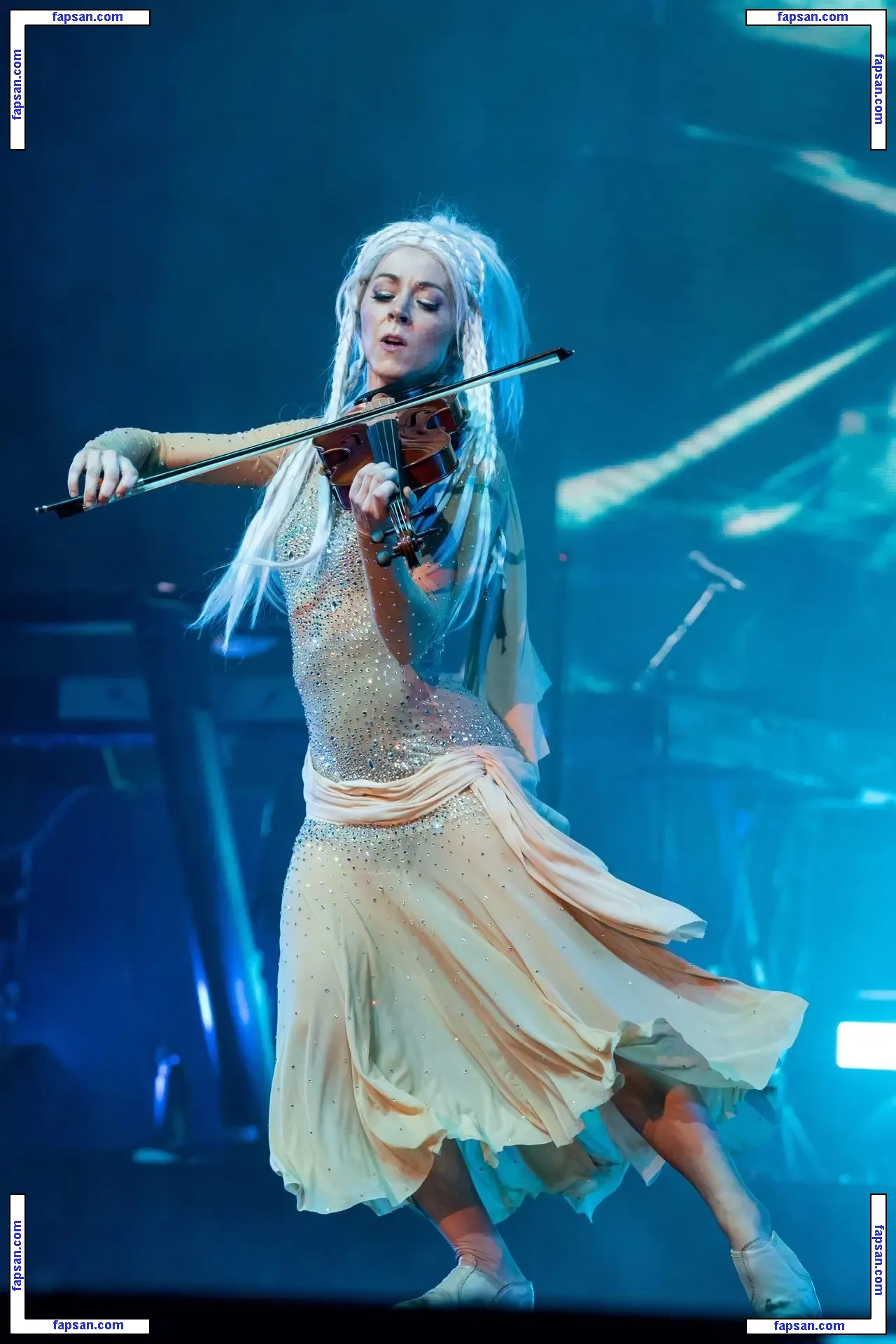 Lindsey Stirling nude photo #0079 from OnlyFans