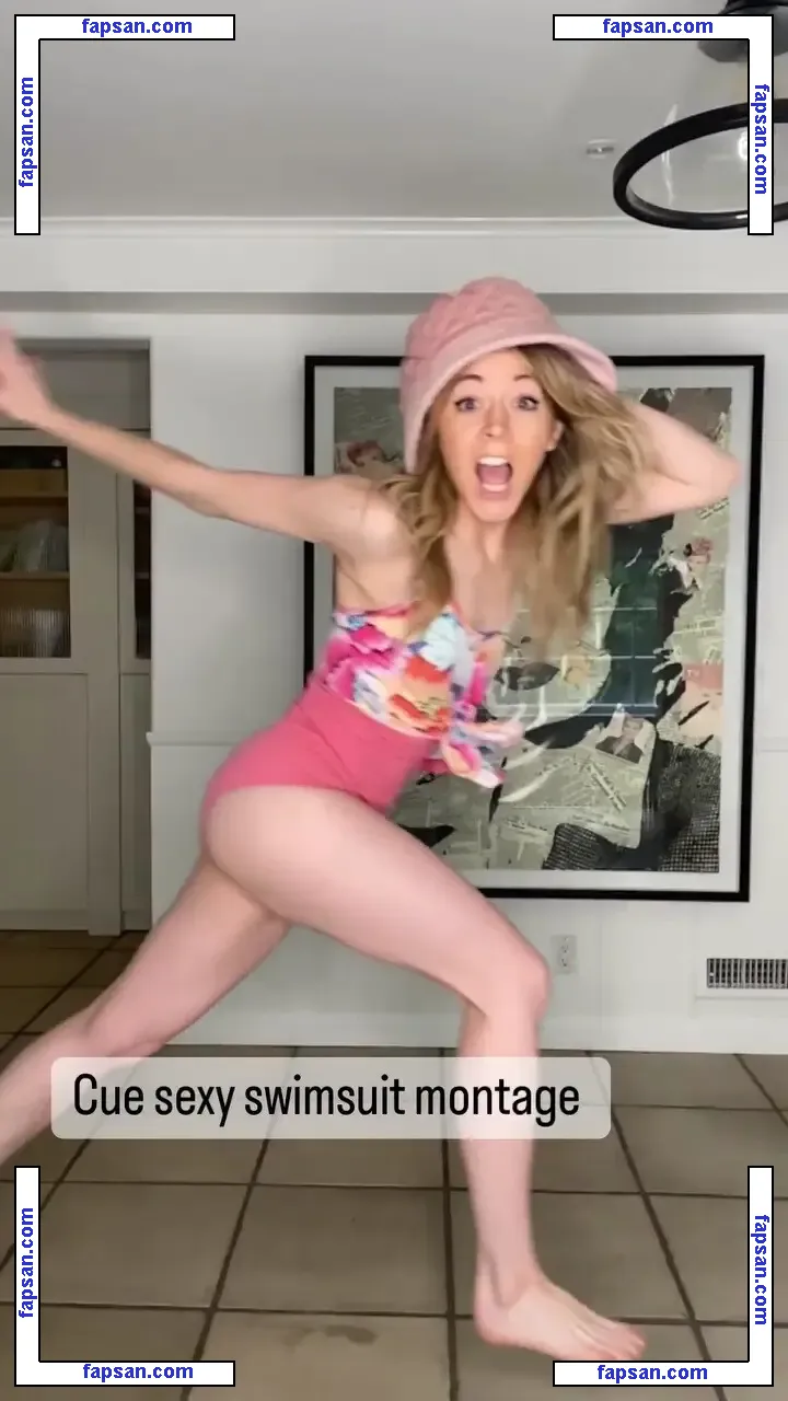 Lindsey Stirling nude photo #0155 from OnlyFans