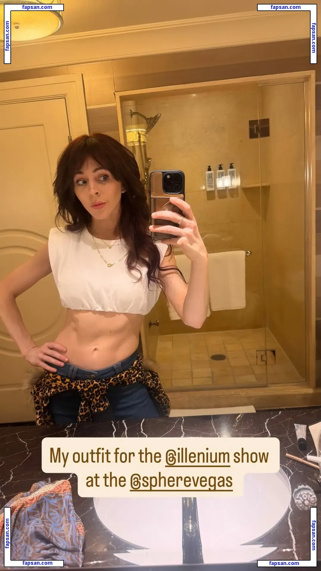 Lindsey Stirling nude photo #0290 from OnlyFans