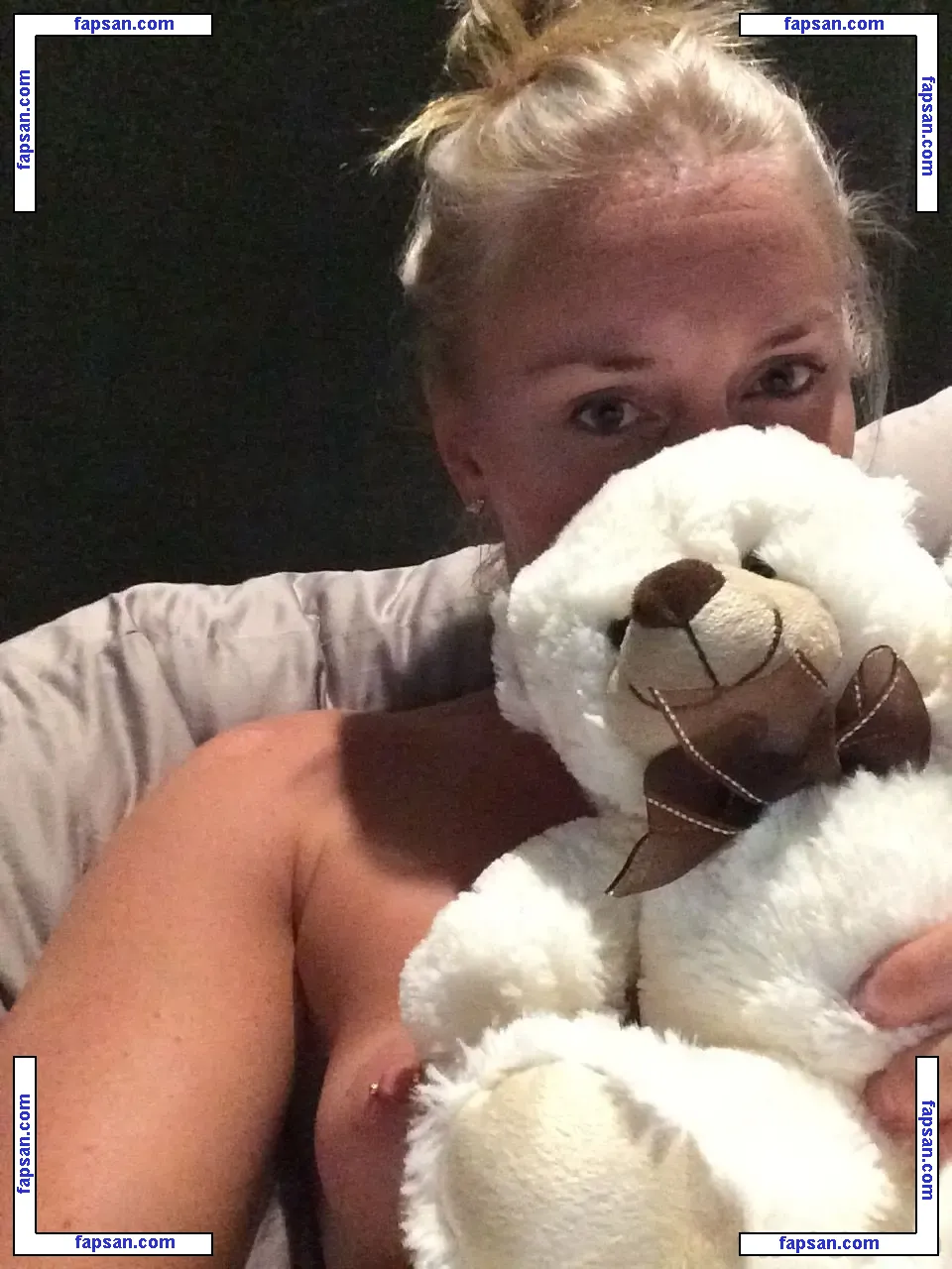 Lindsey Vonn nude photo #1107 from OnlyFans