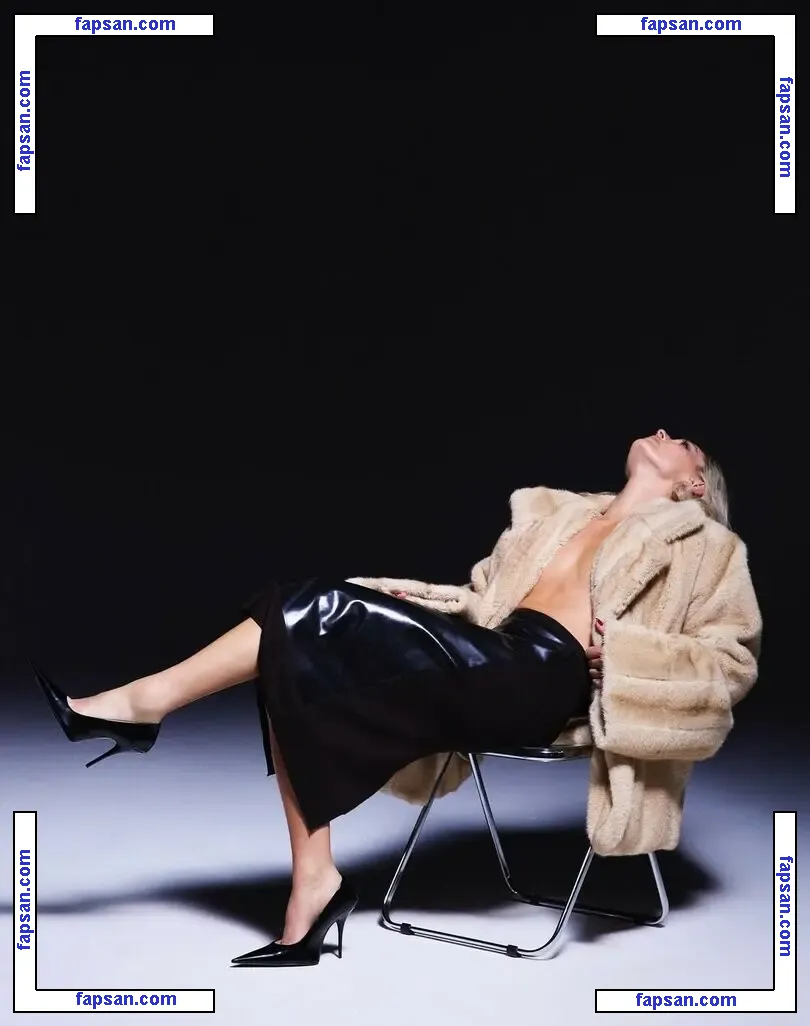 Lindsey Vonn nude photo #1554 from OnlyFans