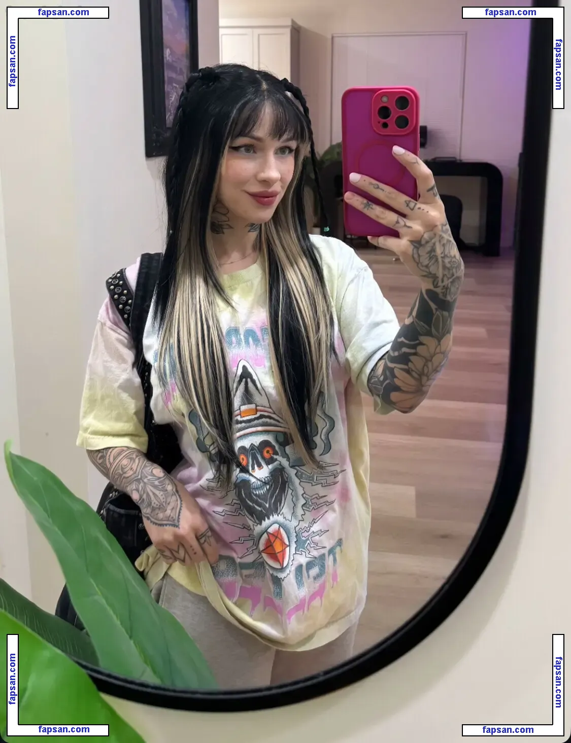 lindseyparanormal nude photo #0042 from OnlyFans