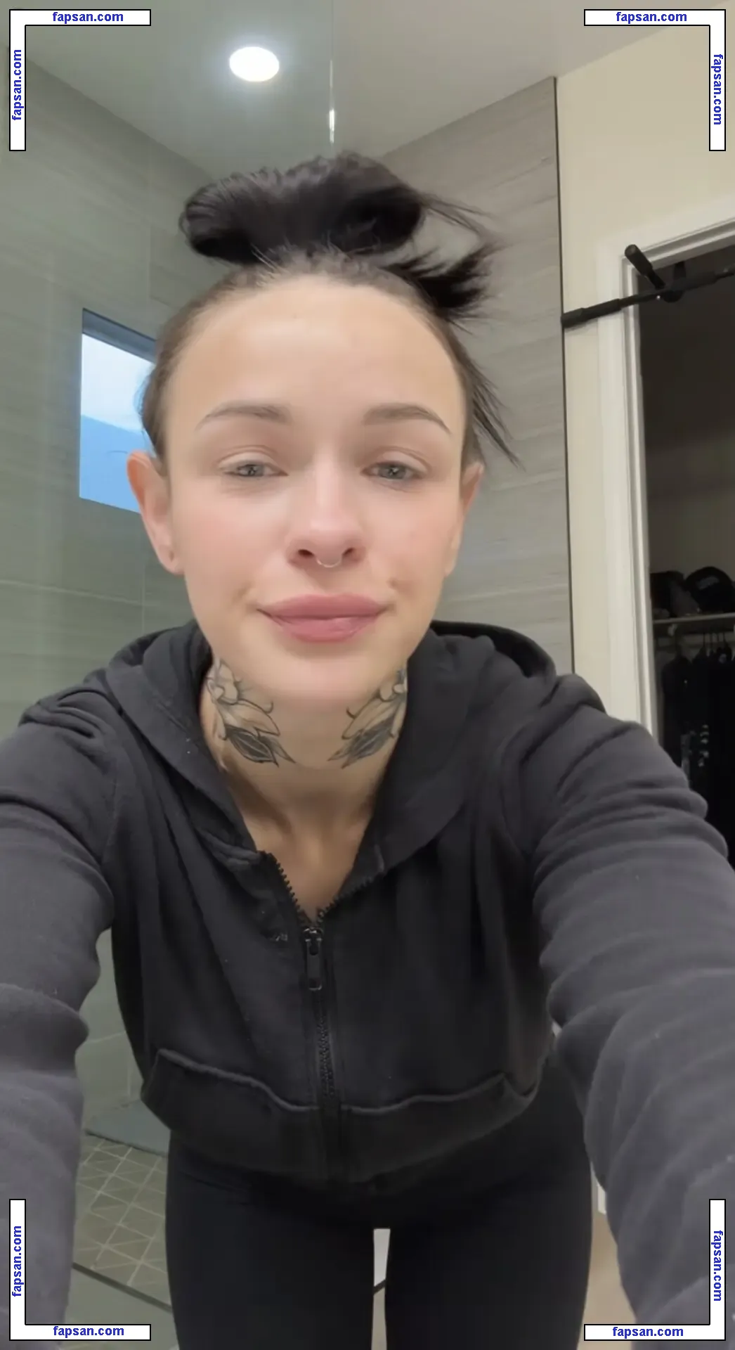 lindseyparanormal nude photo #0052 from OnlyFans