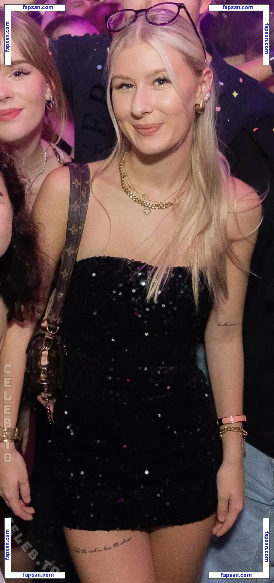 linebiene05 голая фото #0003 с Онлифанс