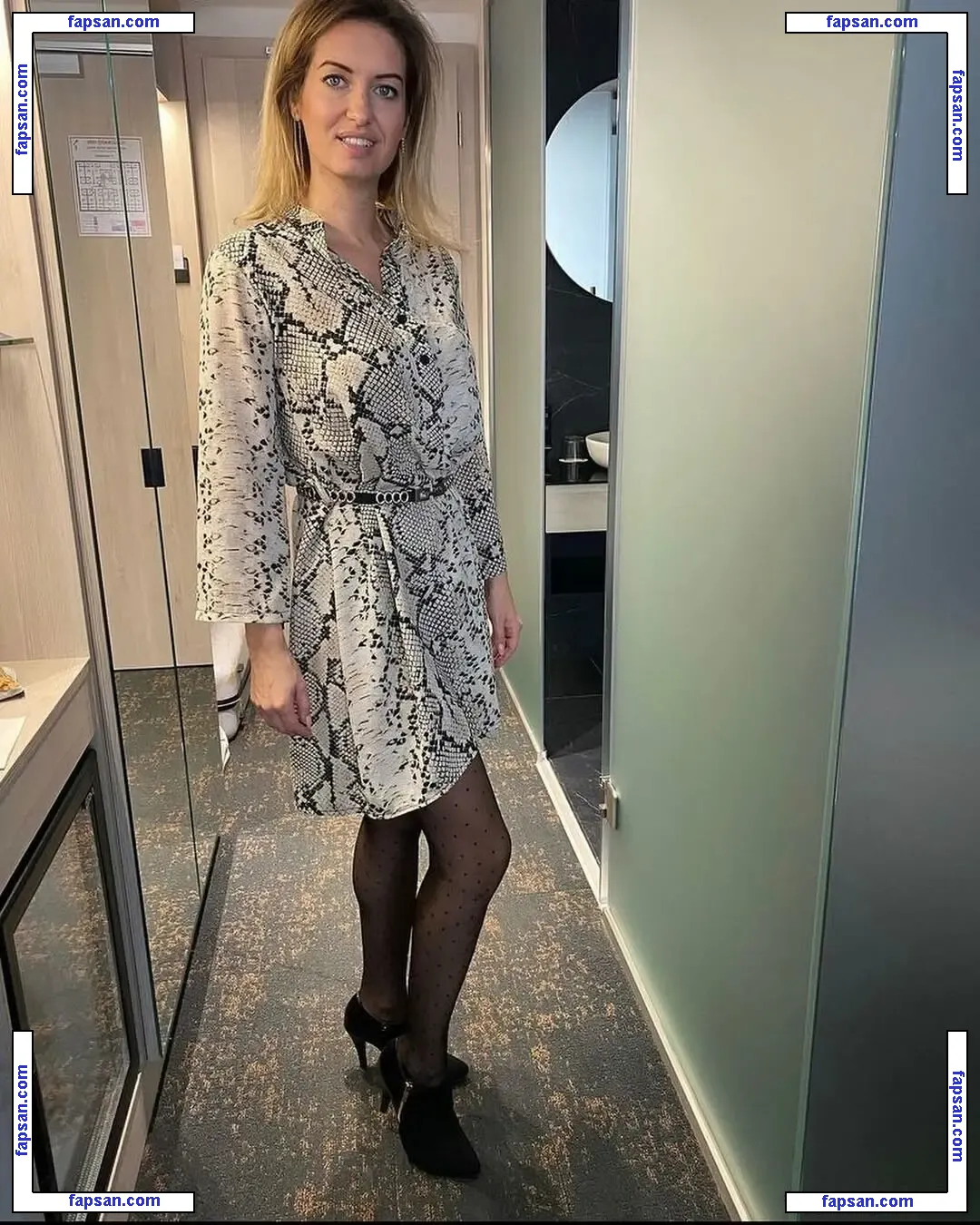 Linette Crown nude photo #0060 from OnlyFans