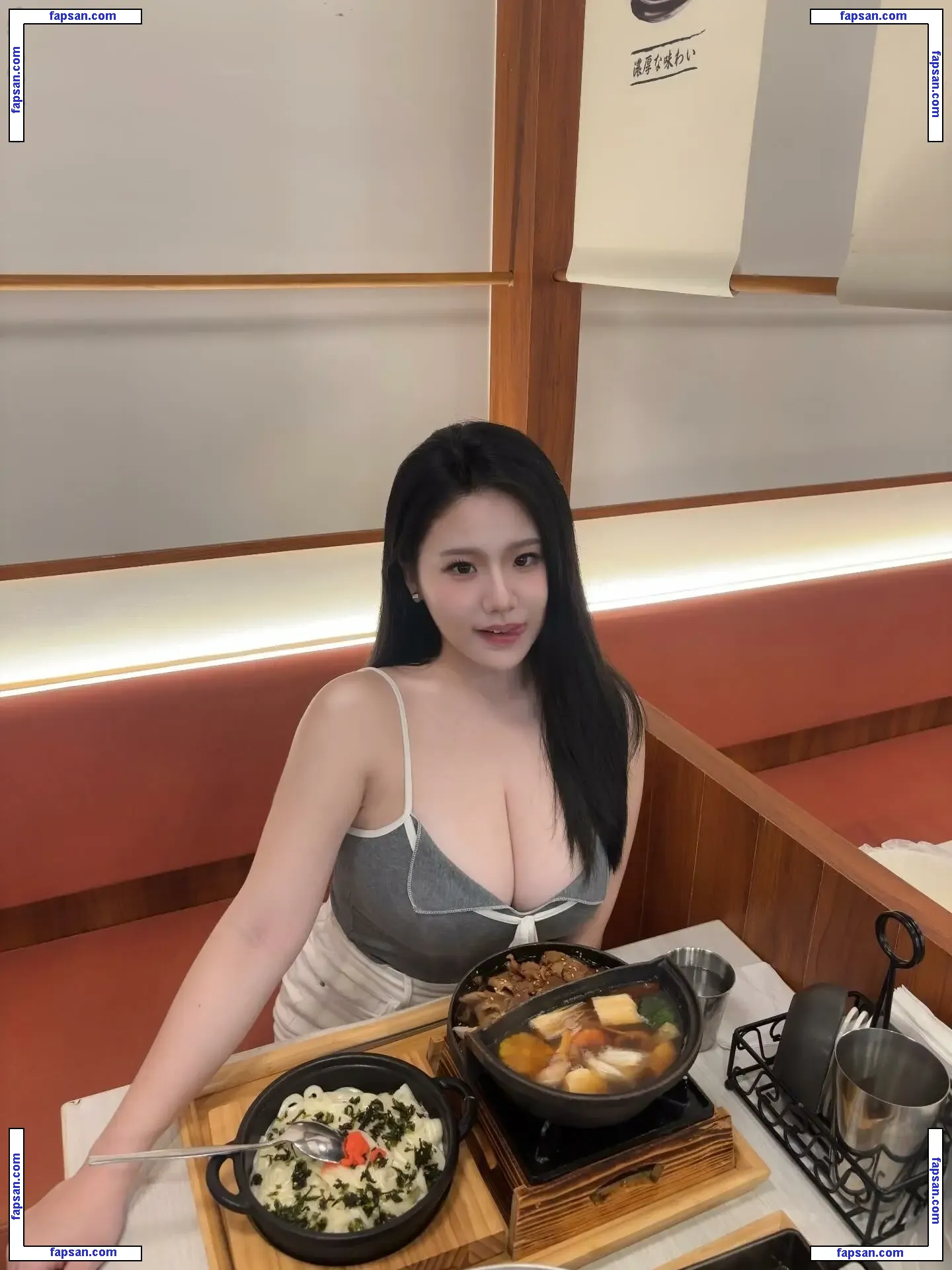 ling_00_ee nude photo #0007 from OnlyFans