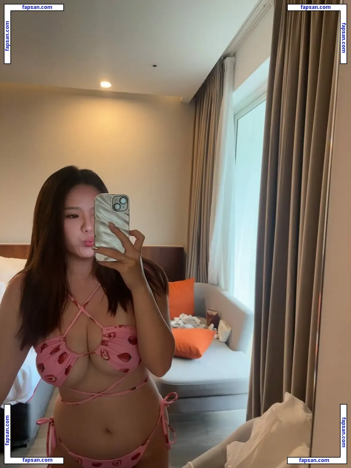 ling_00_ee nude photo #0019 from OnlyFans