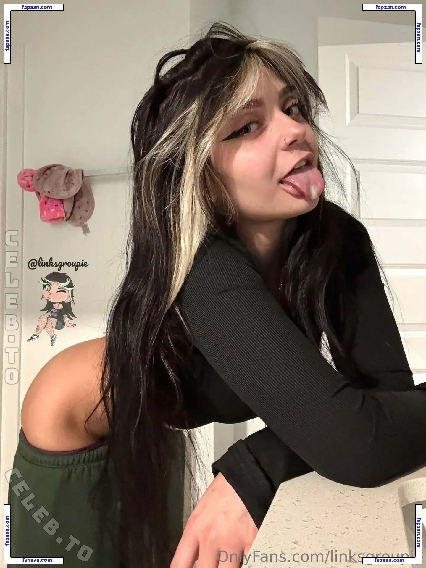 linksgroupie nude photo #1073 from OnlyFans