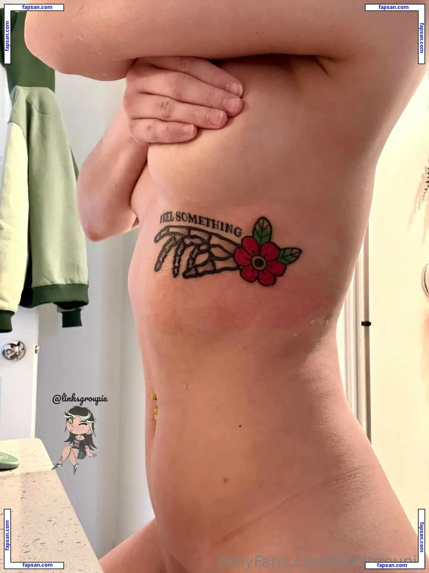 linksgroupie nude photo #1086 from OnlyFans