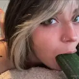 linksgroupie nude #1050