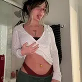 linksgroupie nude #1209