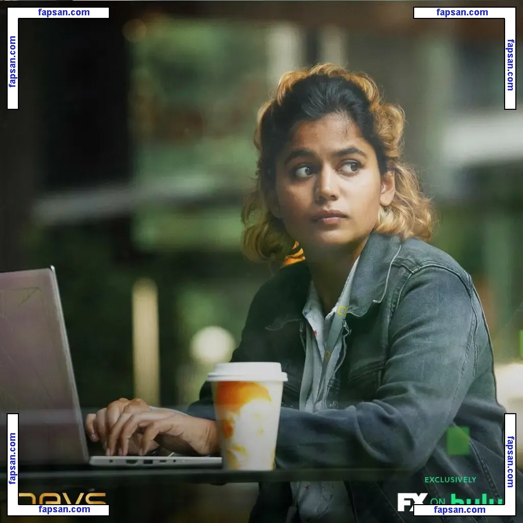 Linnea Berthelsen голая фото #0012 с Онлифанс