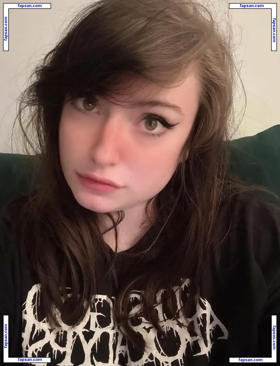 LinRARvtuber голая фото #0003 с Онлифанс